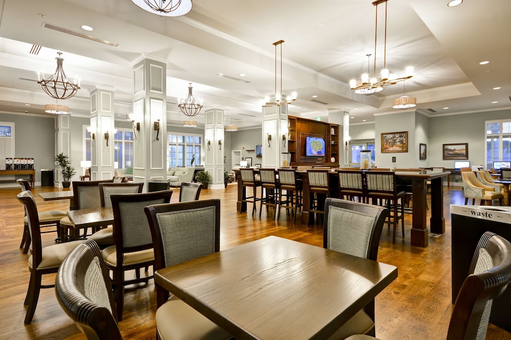 Hampton Inn & Suites Charleston Airport - photo 44