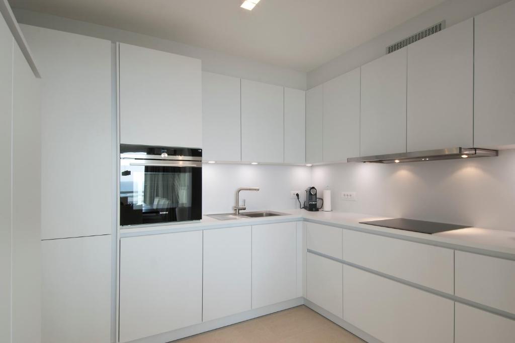 De Haan Apartment Silverbeach — 4-Star Luxury Hotel in De Haan, Belgium