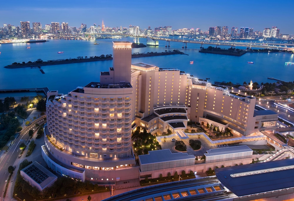 Hilton Tokyo Odaiba — 5-Star Luxury Hotel in Tokyo, Japan