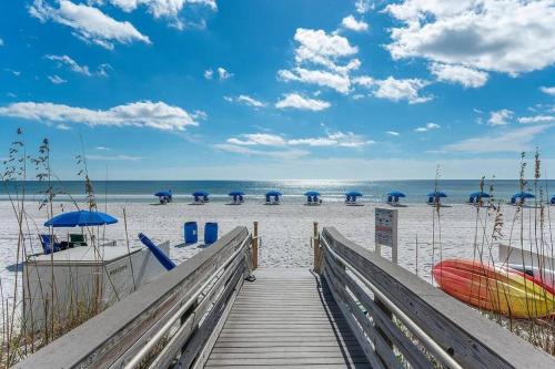 Beach Front Family Tides 103 Free Activities Included — 4-Star Luxury Hotel in Fort Walton Beach, United States