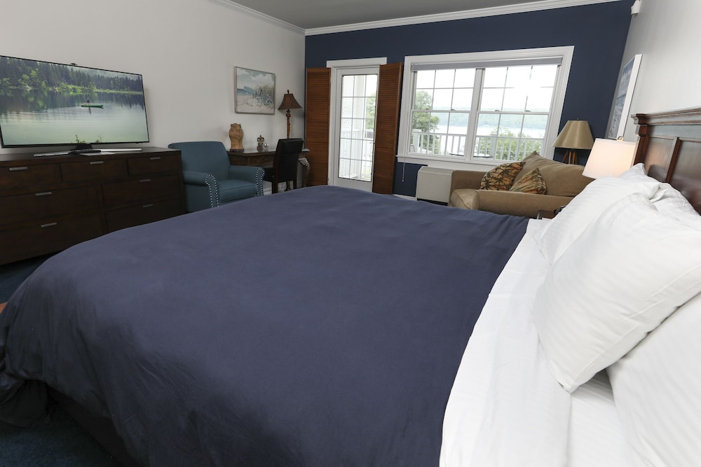 Inn at Taughannock Falls - photo 11