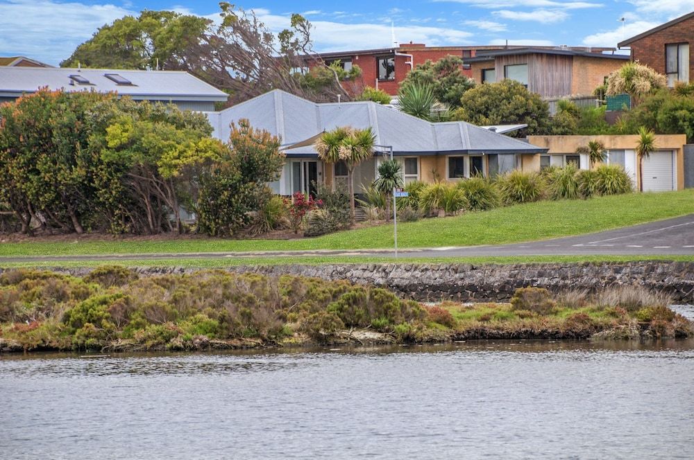 Rossleague House — 4-Star Luxury Hotel in Port Fairy, Australia