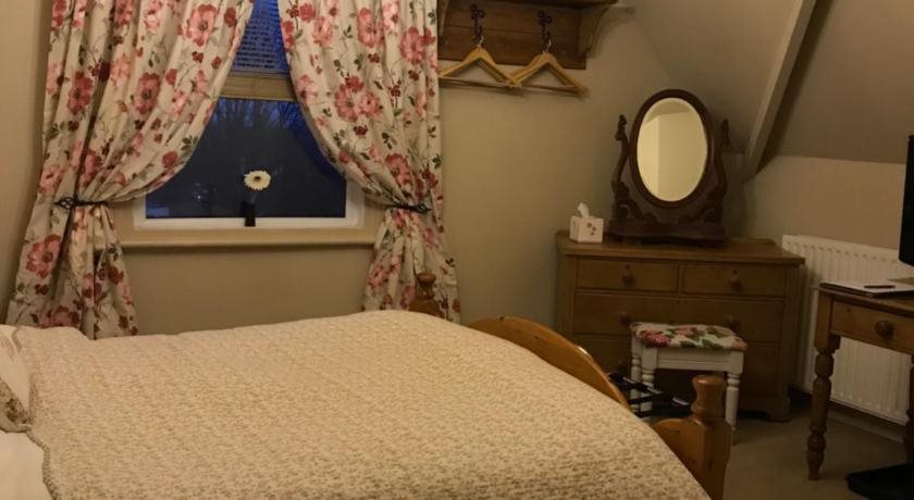 Overdale Guesthouse and Free Parking