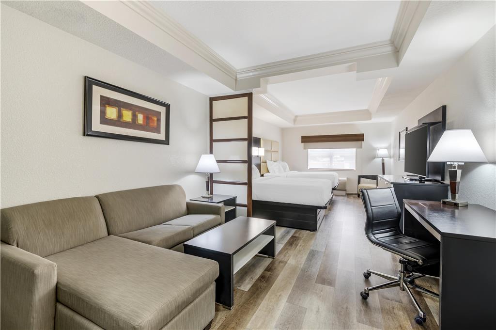 Best Western Plus JFK Inn & Suites - photo 16
