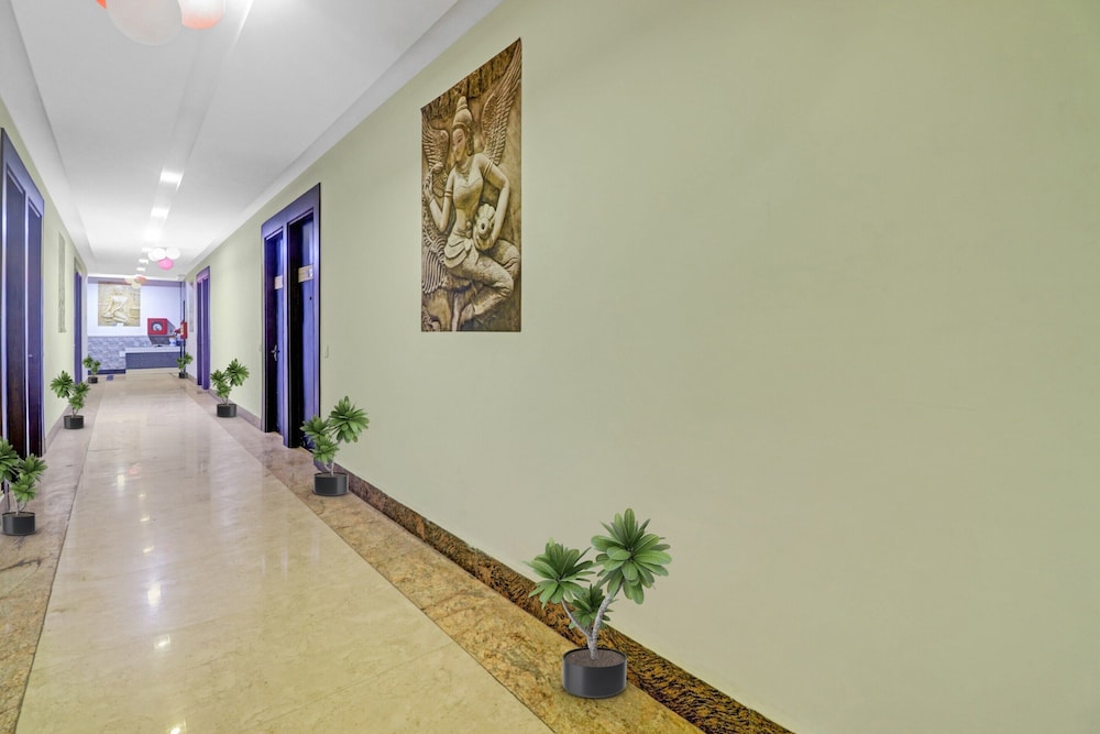Townhouse 1012 Hotel Dell Inn Kiraoli — Kiraoli — photo 5