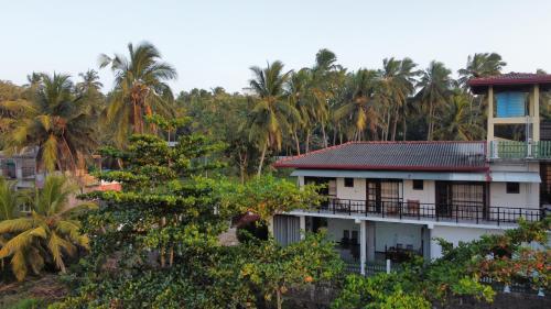 Mango Shade in Tangalle, Sri Lanka
