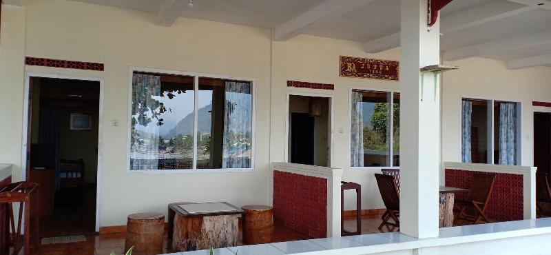 Bunga Ayu Seaside Resort — hotel in Pelabuhanratu