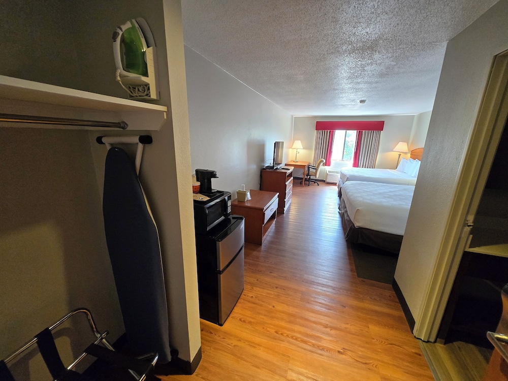 Red Roof Inn Fulton - photo 24