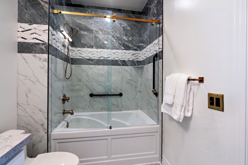 Rhapsody in View Boutique Hotel - photo 40