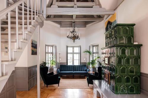 Zelna Apartman — 4-Star Luxury Hotel in Balatonfured, Hungary