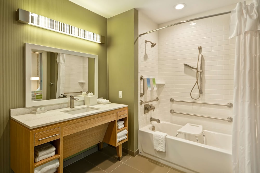 Home2 Suites by Hilton Dallas Downtown at Baylor Scott & White - photo 21