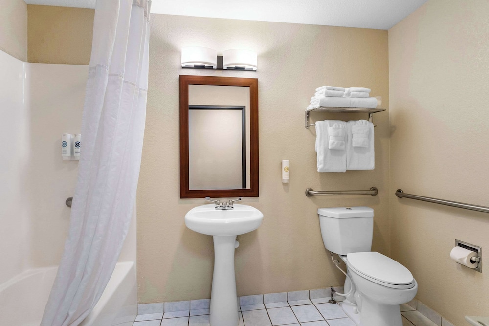 Comfort Inn & Suites Greeley - photo 34