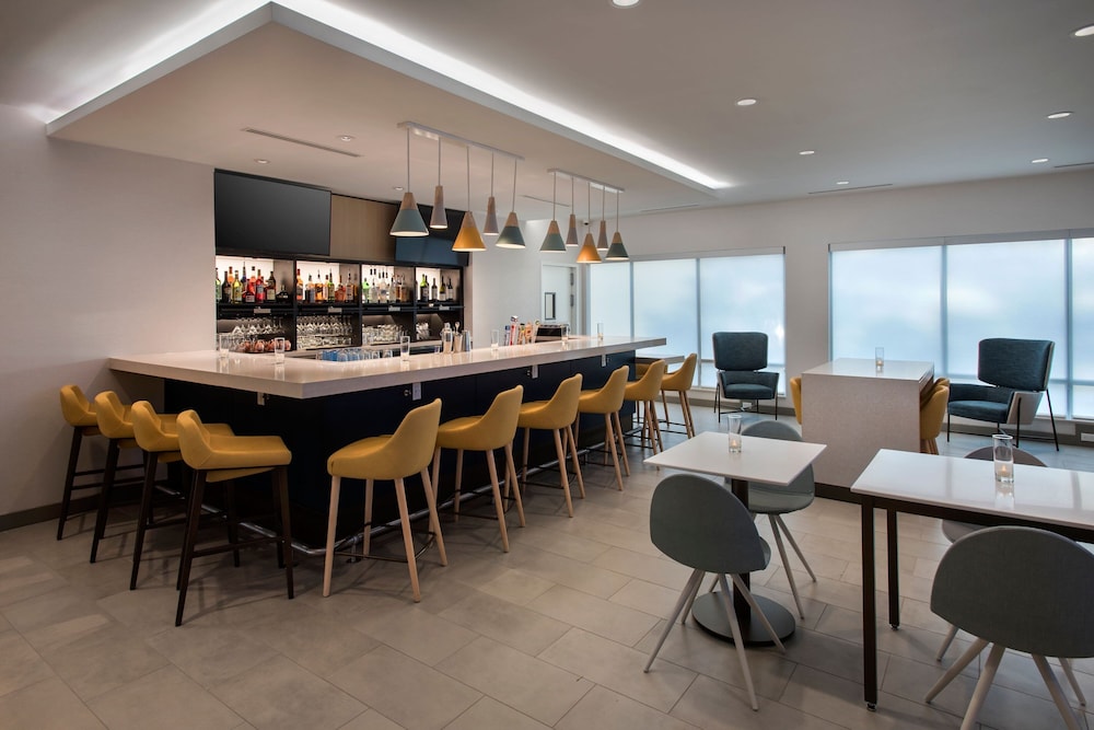 TownePlace Suites Portland Airport ME - photo 2