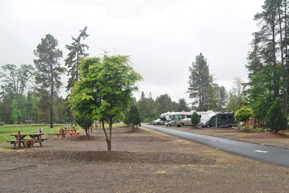 Silver Cove RV Resort - photo 32
