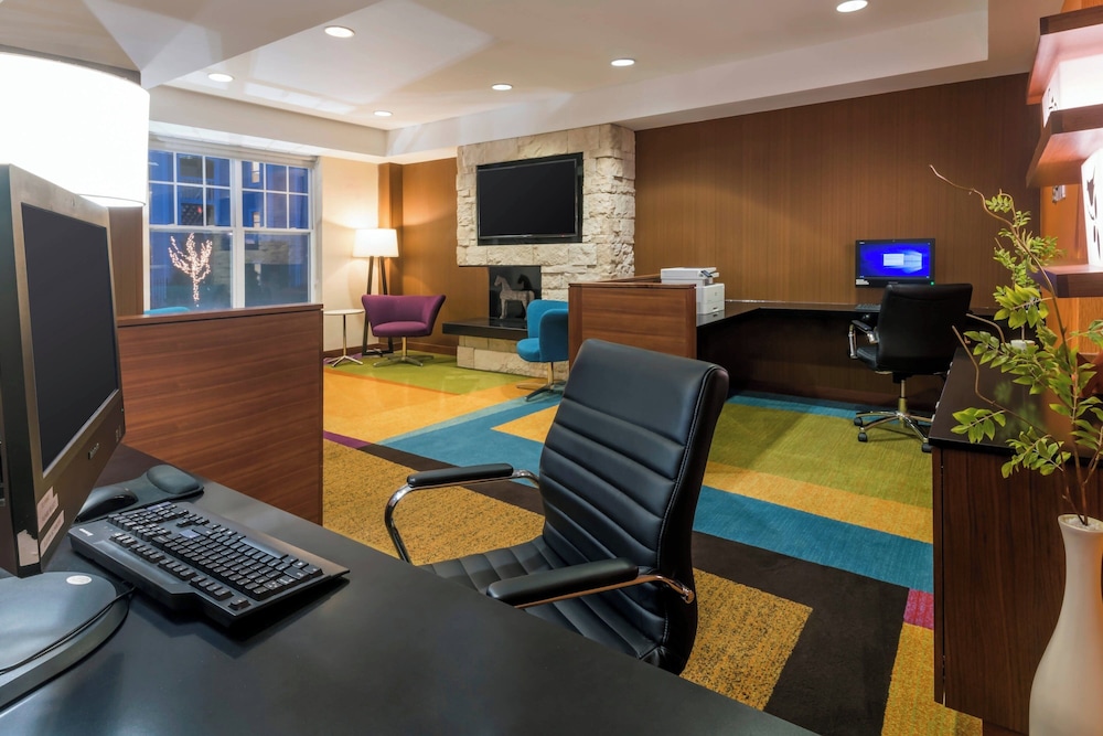 Fairfield Inn Kansas City Downtown Union Hill by Marriott - photo 19