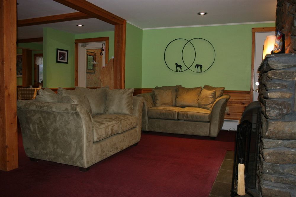 The Arbor Inn - photo 20