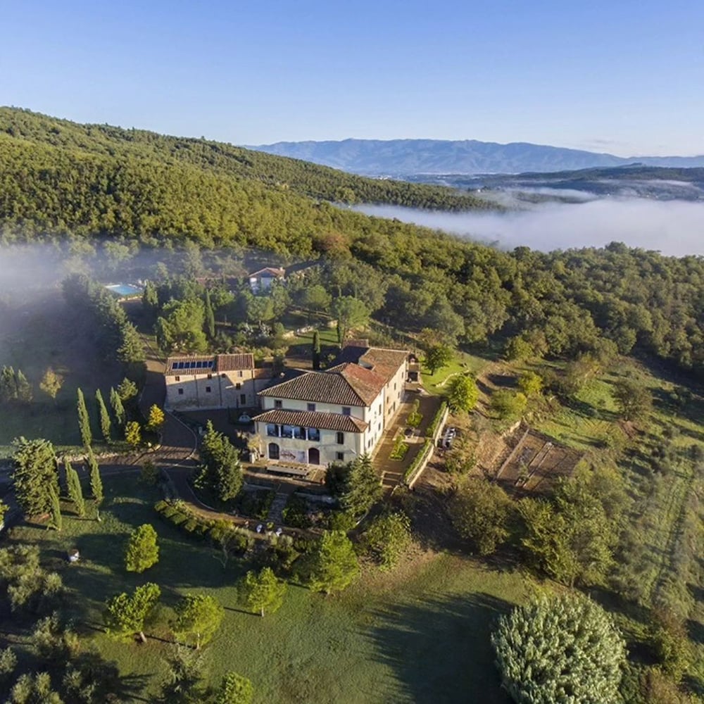 Il Verreno - carbon neutral hotel in Bucine