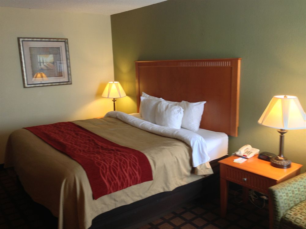 Country Inn & Suites by Radisson Greenville SC - photo 12