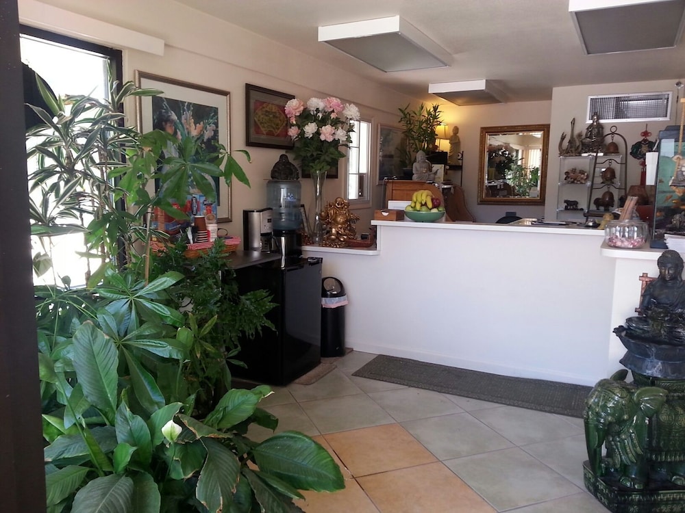 Colusa Riverside Inn - photo 2