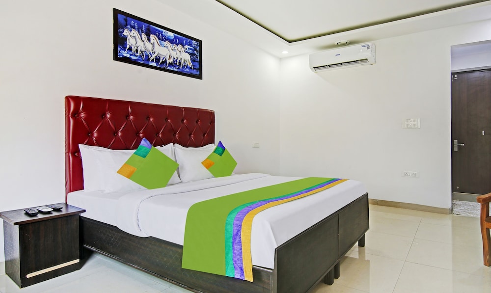 Treebo Royal Empire Adarsh Nagar Chandigarh in Kharar, India