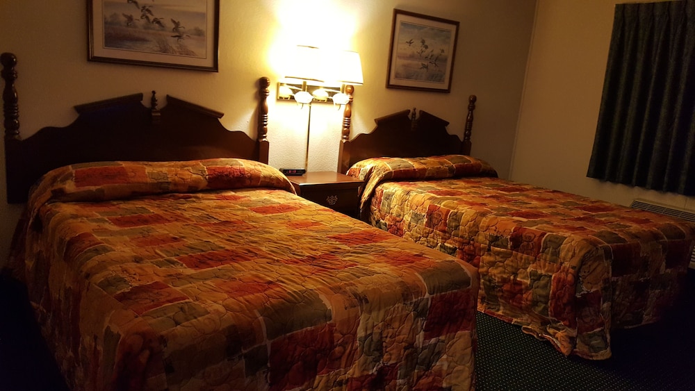 Rapids Inn and Suites - photo 27
