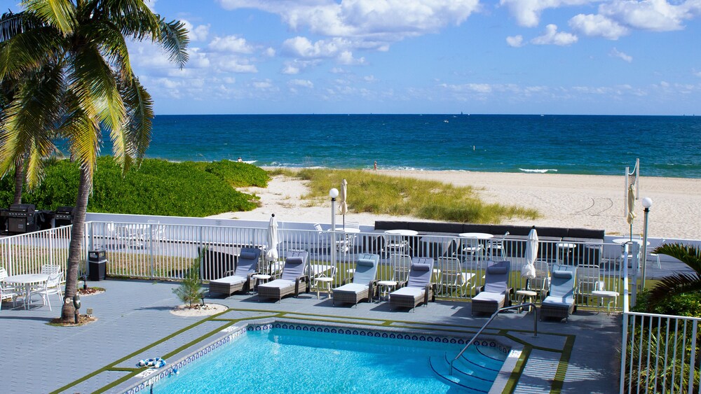 Coral Tides Resort - photo 120