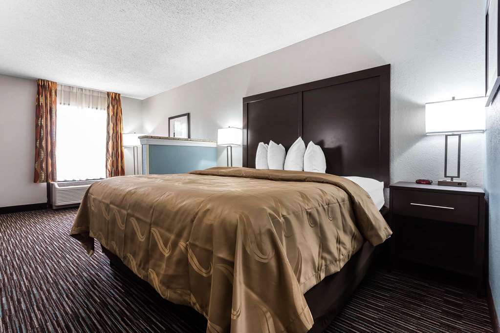 Quality Inn & Suites Mooresville Lake Norman - photo 21