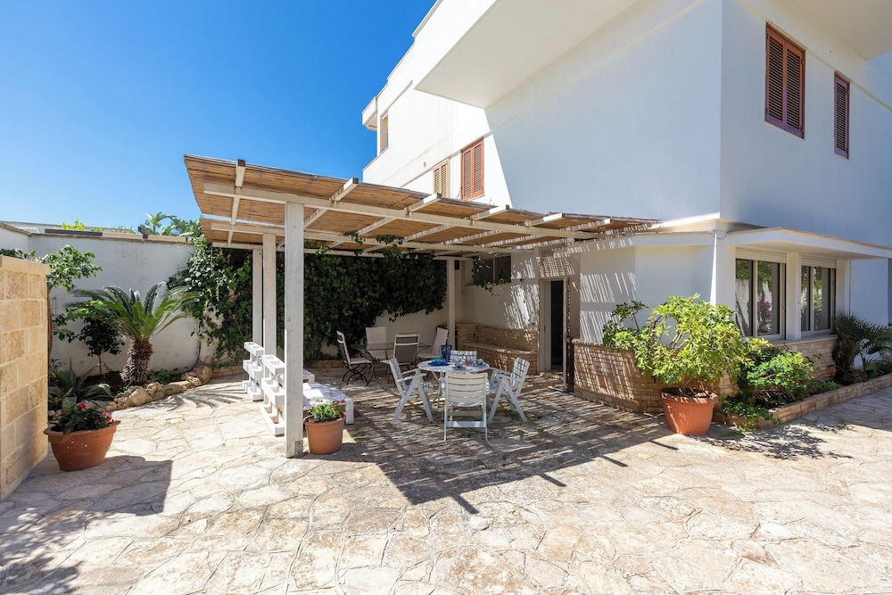 4047 Piccola Perla by Barbarhouse — 4-Star Luxury Hotel in Nardo, Italy