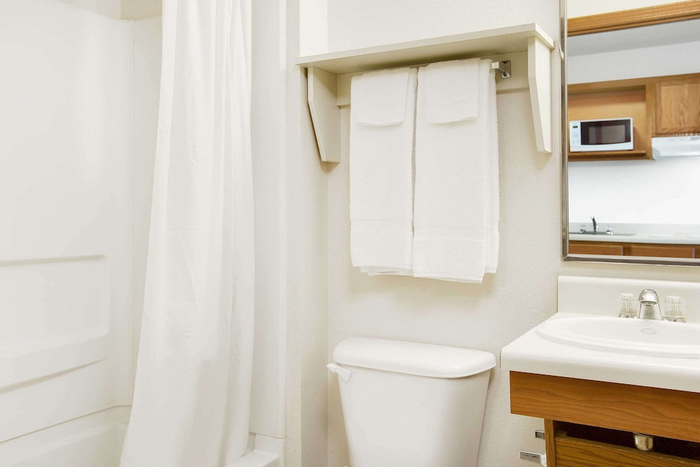 WoodSpring Suites Fort Worth Fossil Creek - photo 38