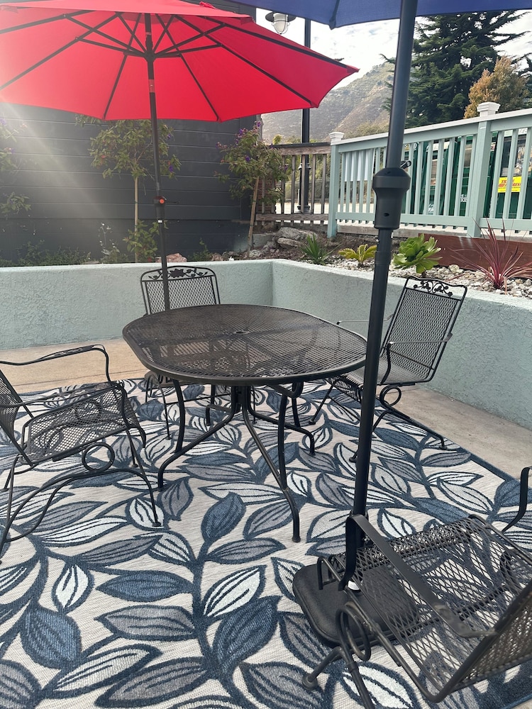 The Palomar Inn - photo 11