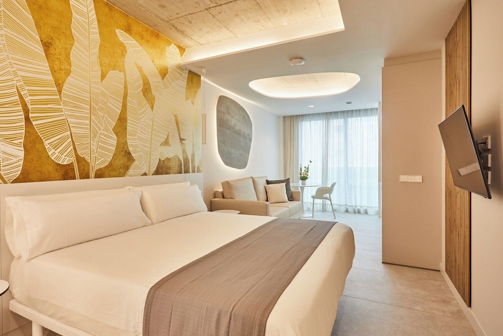 Silken Atlantis Suite Holiday Homes — 4-Star Luxury Hotel in Las Palmas De Gran Canaria, Spain