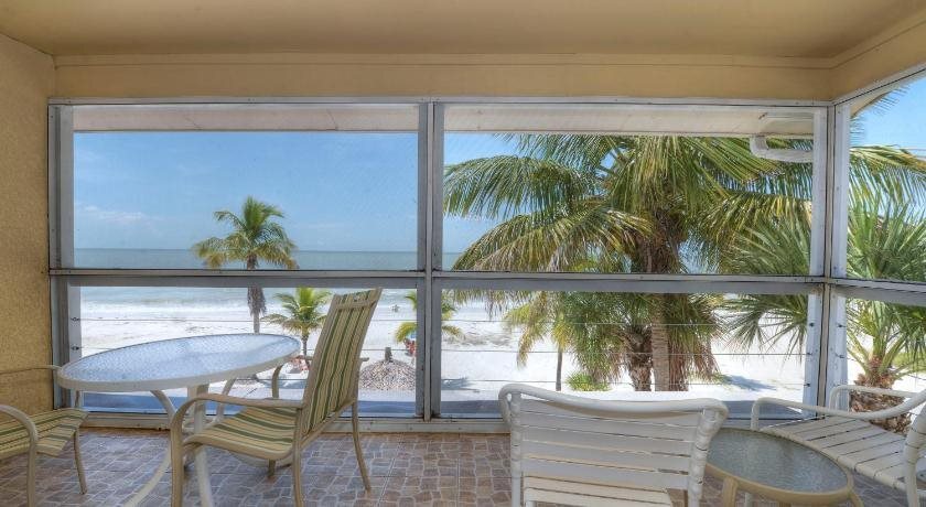 Tiki On The Beach - photo 6