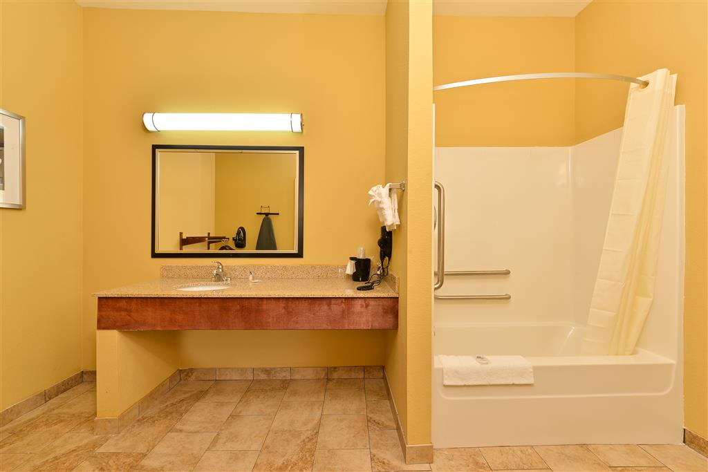 Americas Best Value Inn Tupelo - photo 10