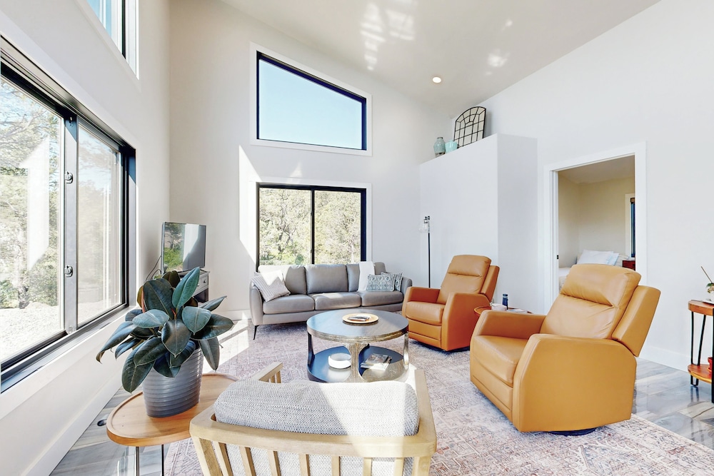 Mountain Retreat with Panoramic Views Fire Pit — Cedaredge — photo 2