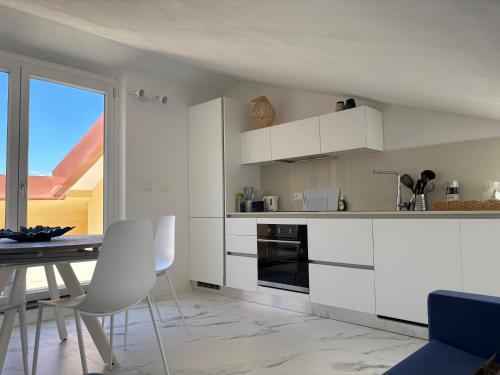 Golfo Ameno Apartment — 4-Star Luxury Hotel in Portovenere, Italy