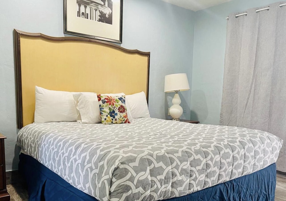 Siesta Inn - photo 5
