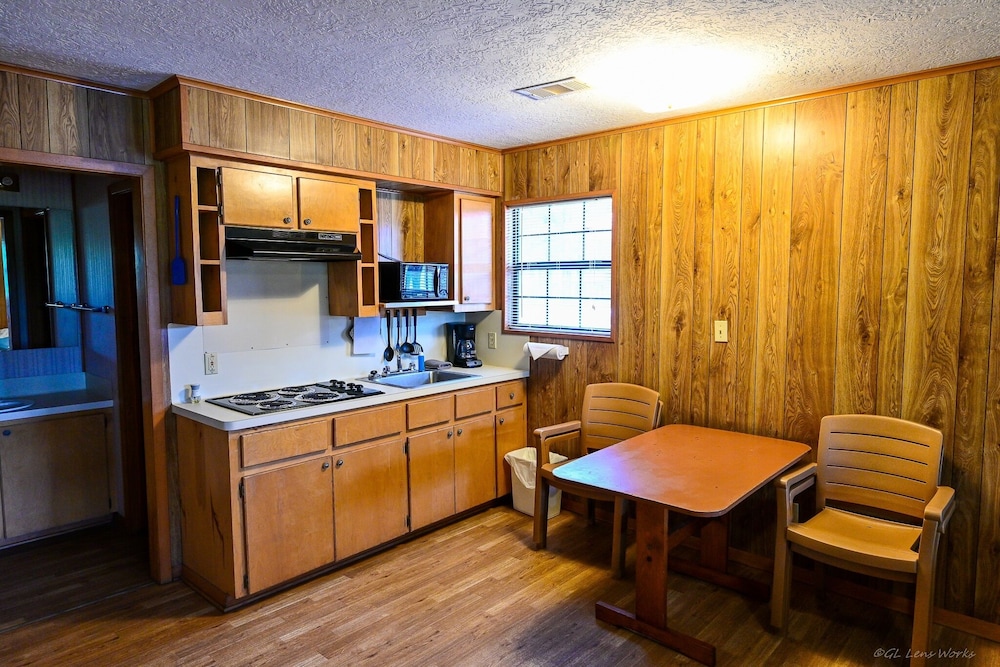 Rayburn Country Resort - photo 75