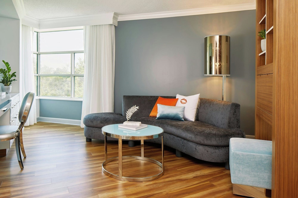 Renaissance Charlotte SouthPark - photo 21