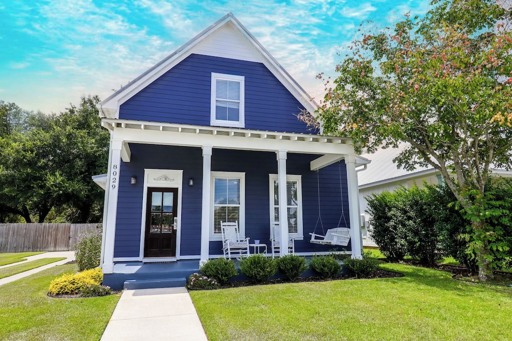 Cottage at Bella Vista — 4-Star Luxury Hotel in Foley, United States