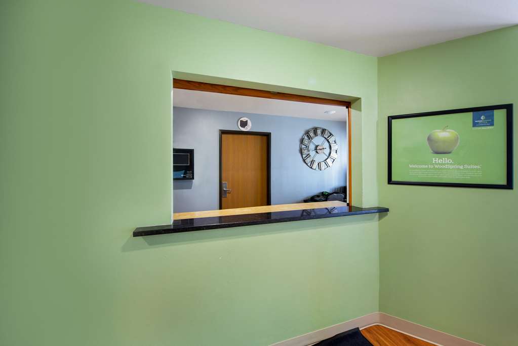 WoodSpring Suites Columbus Southeast - photo 7