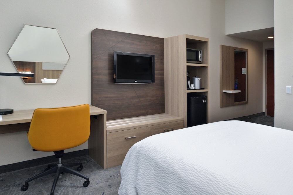 Holiday Inn Express Lewisburg New Columbia by IHG - photo 11