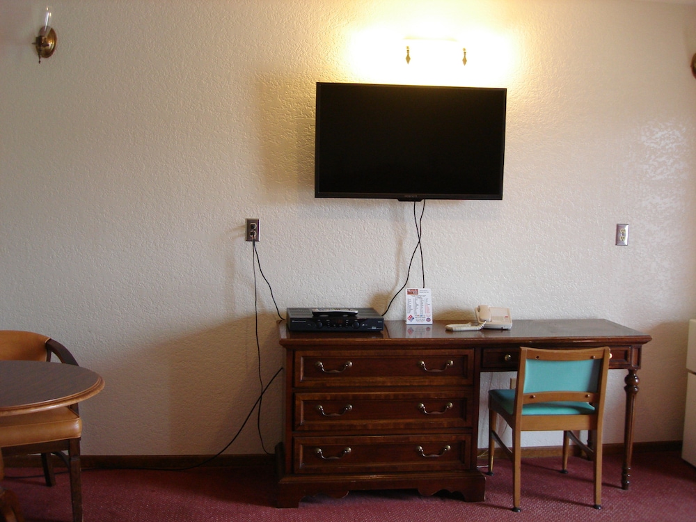 Nevada Inn - photo 13