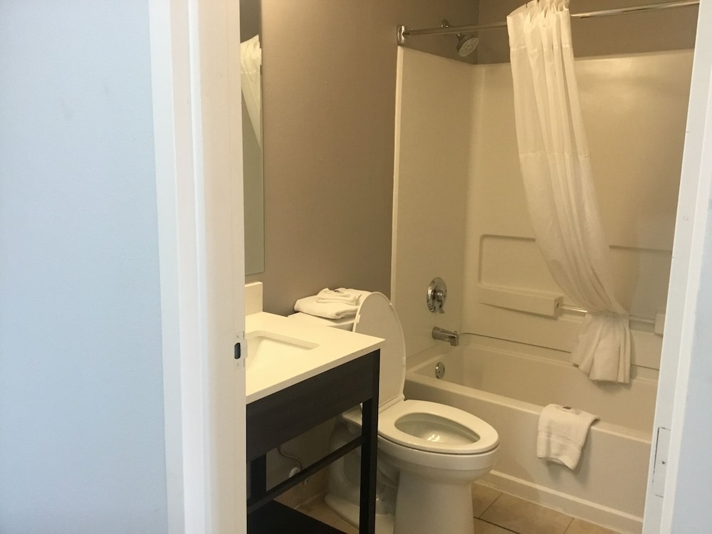 Motel 6 McAllen TX East - photo 24