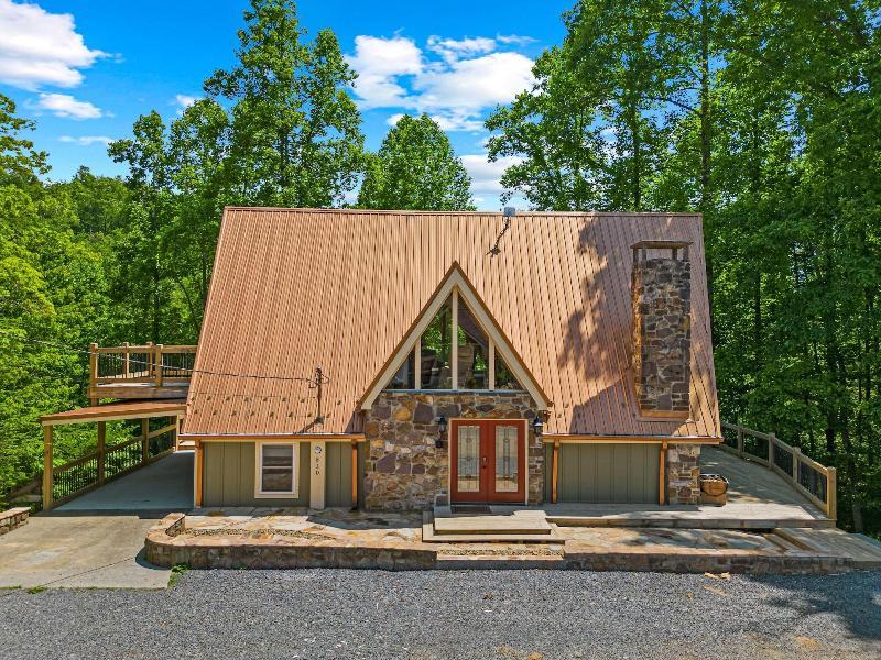 Selah — 5-Star Luxury Hotel in Gatlinburg, United States