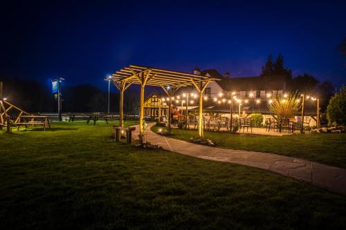 The Half Moon - carbon neutral hotel in Petersfield