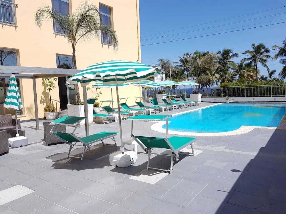 Apartahotel Isabelita — hotel in Santo Domingo Este