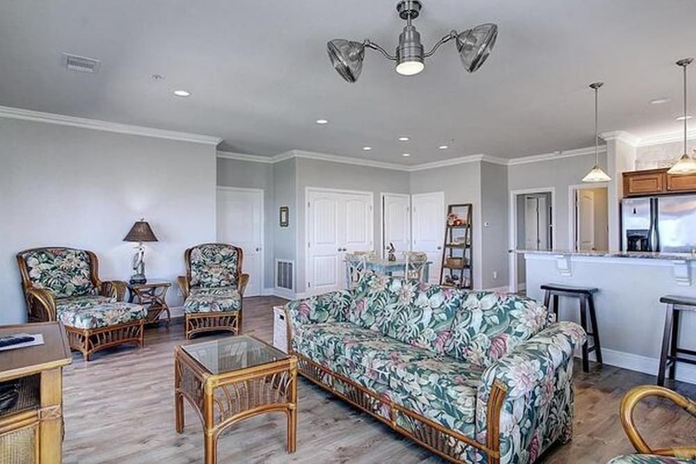 Beachgate CondoSuites and Oceanfront Resort - photo 118