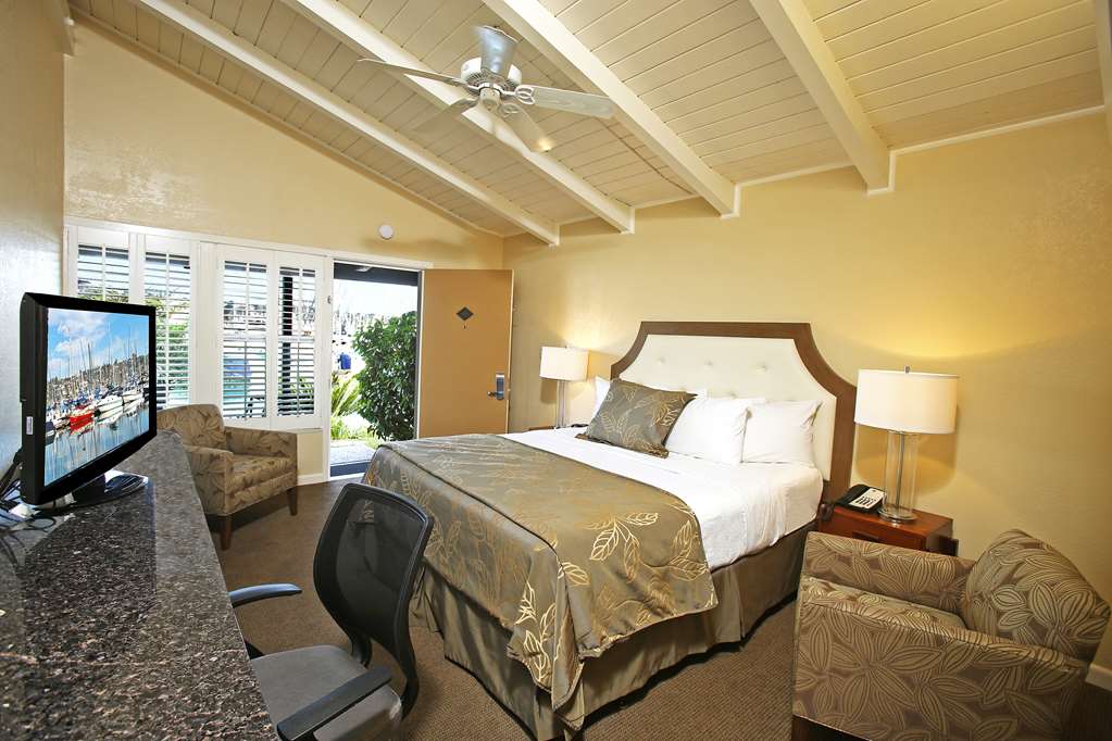 Best Western Plus Island Palms Hotel & Marina - photo 23