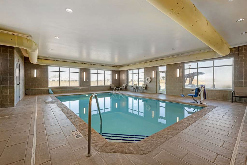 Best Western Plus Lakeview Hotel - photo 6