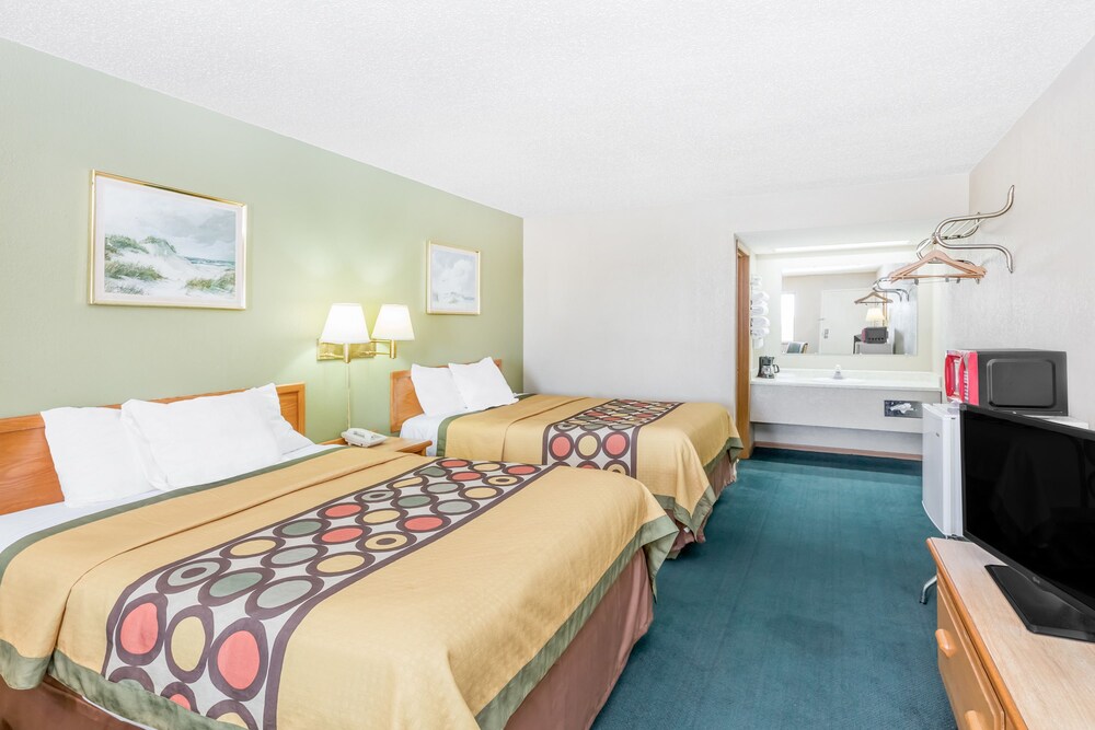 Budgetel Inns & Suites - featured photo
